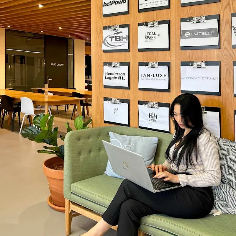 100 West George Street