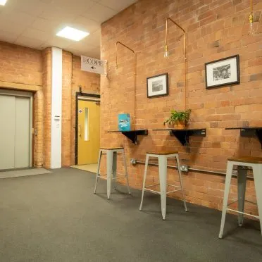 Arnold Business Centre
Brookfield Road