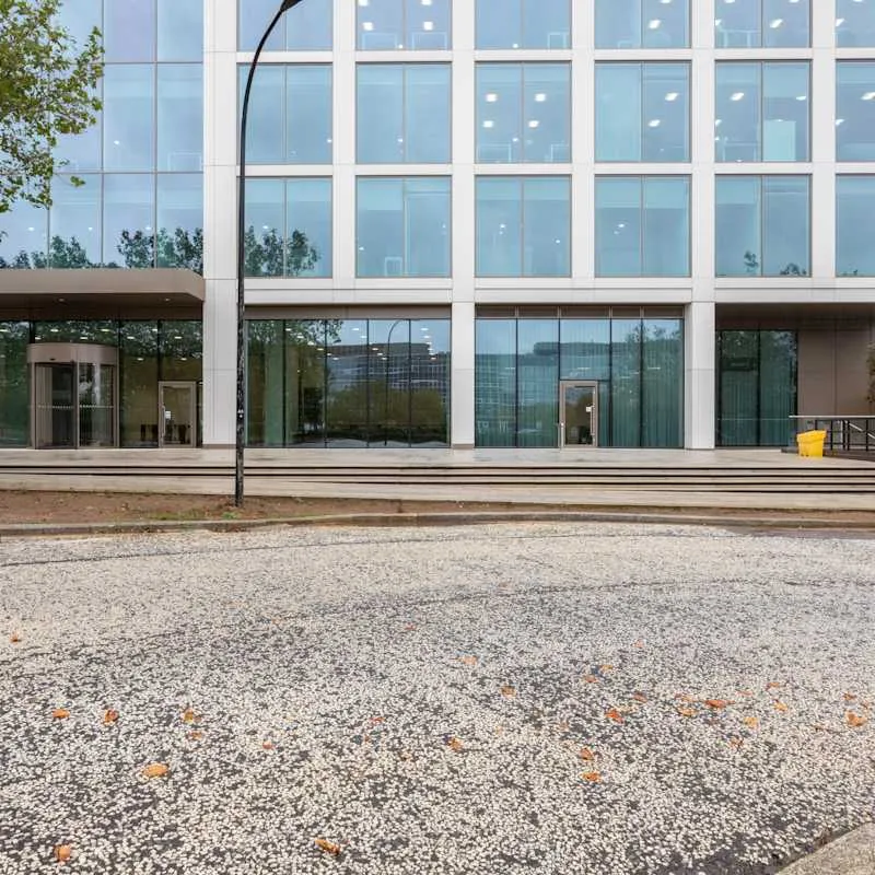 100 Avebury Boulevard