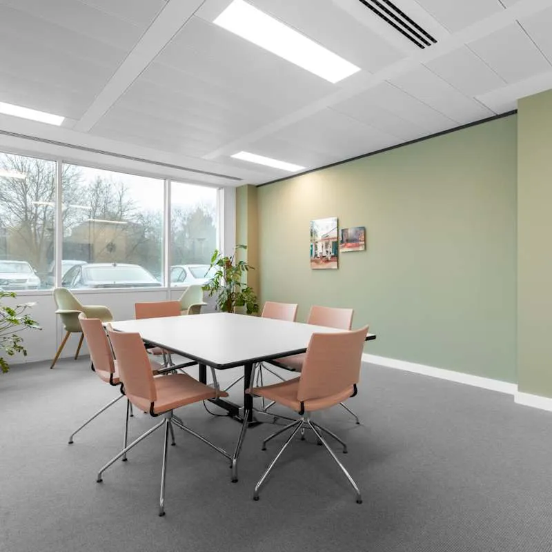 71-75 Uxbridge Road,Ealing