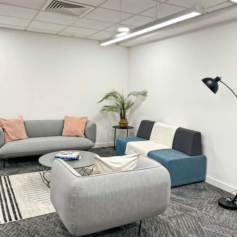 7 Charlotte Street,St James Tower