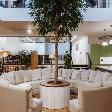 41 Iffley Road
Brackenbury