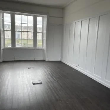 18 Wellington Square