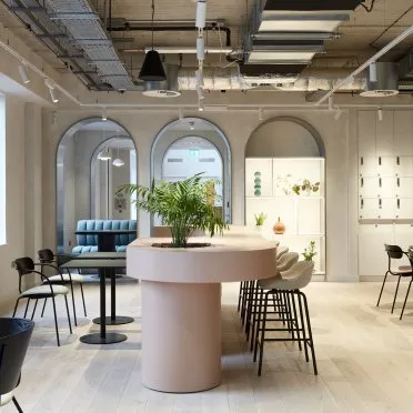 Mountbatten House
1 Grosvenor Square