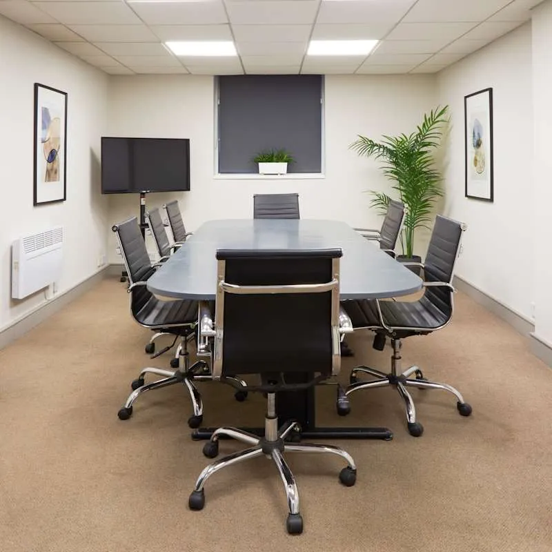 5 Wadsworth Road,Perivale