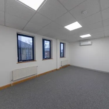 14 Neptune Court, 
Vanguard Way