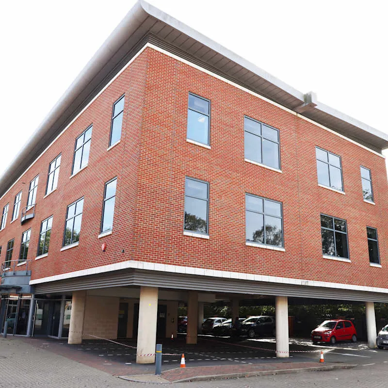 Station Road,1 Waterside