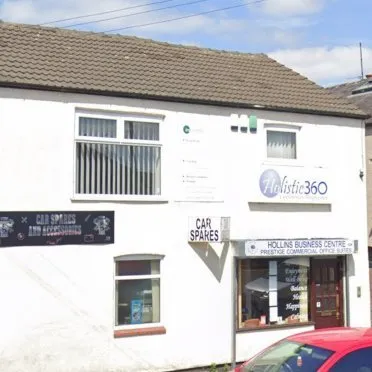 Hollins business centre - M29