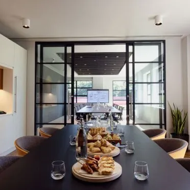 Neo House,
Riverside Drive