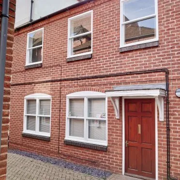 32-33 Foregate Street - WR1