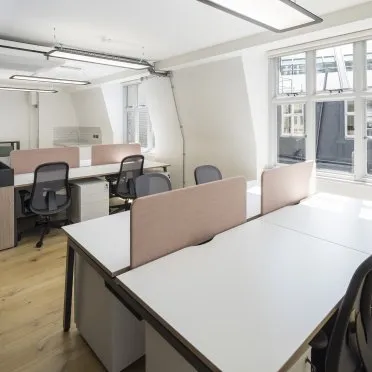 Lloyd's Avenue House
6 Lloyd's Avenue